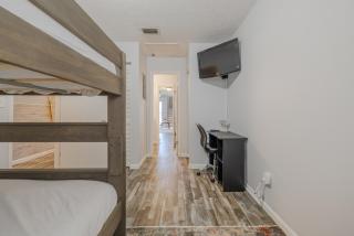 The Turtle House- Quiet complex, 2 BR/ 2 BA - Panama City Beach - 1