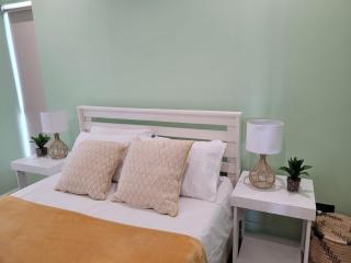Bamboo Apartments - George - 7