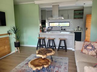Bamboo Apartments - George - 0