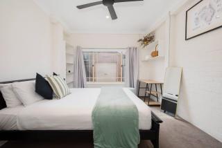 Ingall Hearth - Cosy Comfort near Newcastle Beach -  - 0