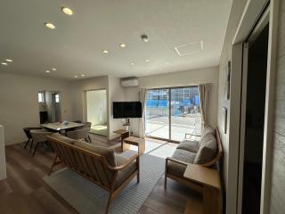 CHEZ Hilton - Ozu - 0