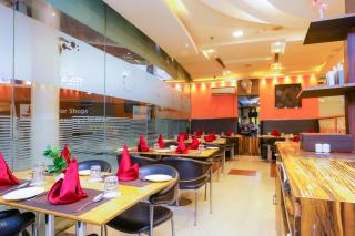 Hyphen Premier-Business Hotel - 2