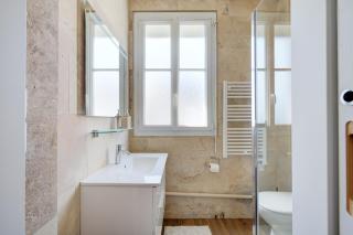 Central - 800 m Gare - Parking - Climatisé - 8