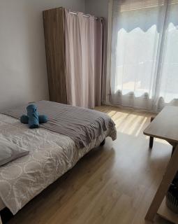 Appartement avec terrasse - Idéal pour 4 pers - Cergy - 1