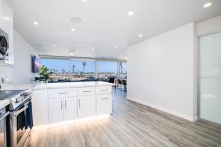 Bayfront Beauty 3BR Mission Bay Retreat - San Diego - 9