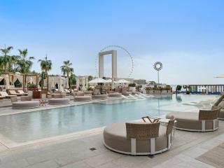 Spacious Dubai Marina 2BR Great Views Top Location - 0