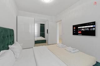 Sky View Apartament Private Underground Parking - Bucharest - 5