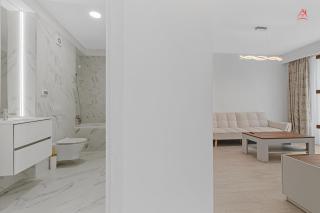 Sky View Apartament Private Underground Parking - Bucharest - 2