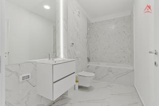 Sky View Apartament Private Underground Parking - Bucharest - 1