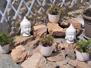 Le Lodge Serene Self Catering - - 6