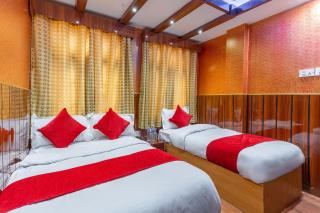 OYO 830 Hotel Amrit Kunja - 9