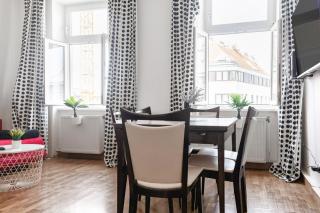 Sweet 2 BR Apt for 5P, Ideal for Long-term Stays - Viena - 3