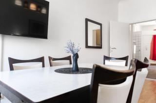 Sweet 2 BR Apt for 5P, Ideal for Long-term Stays - Viena - 1