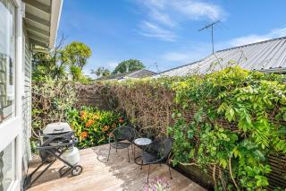 Point Chevalier Life - Auckland - 8