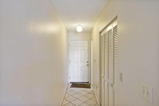 Studio - Lullwater 299 bottom floor No Elevator! - 2