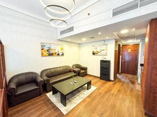 Fully Furnished Studio Lake Terrace, JLT Prime Location by Al sarya Holiday Homes - 6