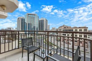 FIRST CLASS Stylish Studio in Dubai with Gym, Pool, and Free Parking - Dubai - 8