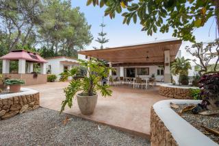 Pensión las 3 Golondrinas - Santa Eularia des Riu - 0