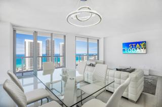 Beachwalk Resort - Waterfront huge 3-Bedroom apartment with direct ocean-view! - Hallandale Beach - 0