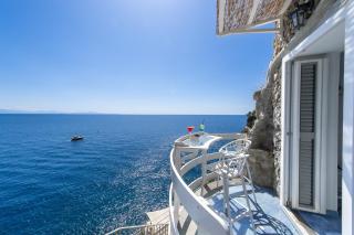 Romantic Room - RocksideEscape - 4