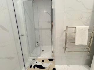 Cosy & Independent access Bedroom in Hibiscus Coast - Silverdale - 5