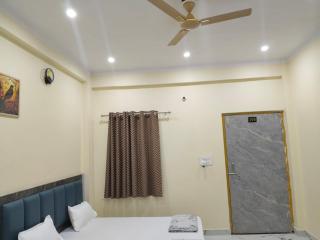 Hotel Dev Inn Ayodhya - Ayodhya - 4