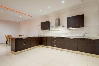 Sliema 3BDR Flat with Seaview and Jacuzzi - Sliema - 4