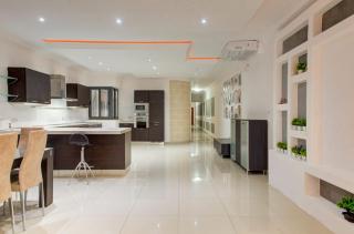 Sliema 3BDR Flat with Seaview and Jacuzzi - 8