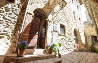 2 Bedroom Amazing Apartment In Tordibetto, Assisi - Tordibetto - 9