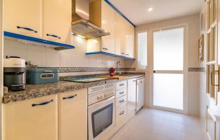Stunning Apartment In Manilva - Manilva - 6