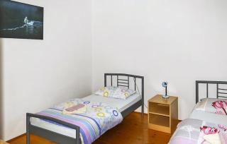 2 Bedroom Cozy Apartment In Obrovac - Obrovac (Obrovazzo) - 1