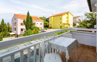 Awesome Apartment In Malinska With Wifi - Malinska - 3