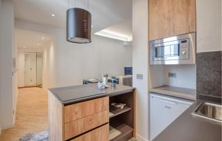 Amazing Apartment In Genova With Wifi - 1