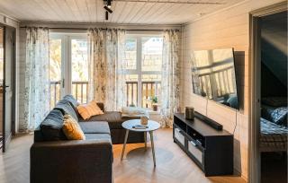 3 Bedroom Beautiful Home In Sirevåg - Sirevåg - 4