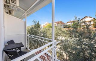 Gorgeous Apartment In Pirovac With Wifi - Pirovac - 9