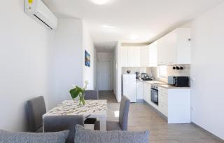 Pet Friendly Apartment In Makarska - Makarska - 7