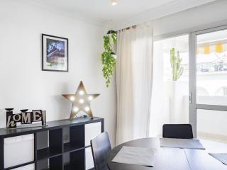 Cubo's Apartamento De Lacroix & Pool - Fuengirola - 1