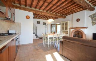 Nice Home In Camaiore With House A Panoramic View - Camaiore - 8