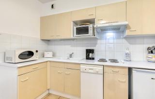 Cozy Apartment In Royan With Wifi - Royan - 5