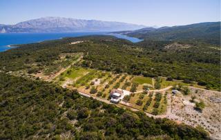 Amazing Home In Pucisca With Lake View - Pučišća - 3