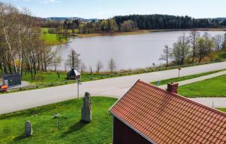 2 Bedroom Lovely Home In Hällevadsholm - Hällevadsholm - 2