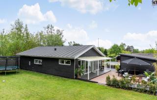 2 Bedroom Nice Home In Vejby - Vejby - 1