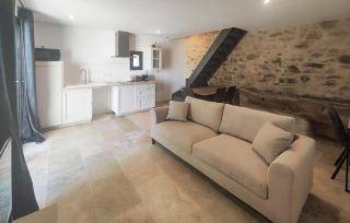 Gorgeous Home In Quarante - Quarante - 9