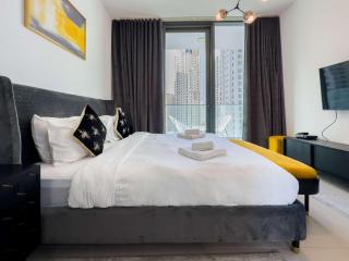 2 BDR in LIV - City Views & Modern Design - 9