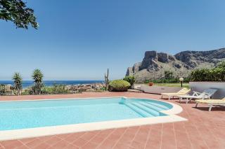 Pool & Panoramic Villa - 9 mins city center - Palermo - 0