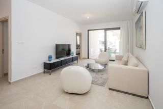 Kalamon Luxury Suite 202 with Pool and Gym - Larnaca - 3