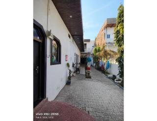 Shri Jamuna Dham Guest House, Mathura - Jāmb - 3