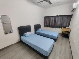 CLP perai Roomstay near Sri Muniswarar temple - Perai - 4