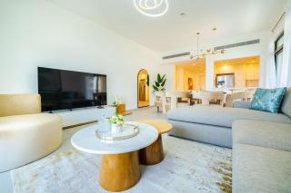 Peaceful 2BR Retreat Near Burj Al Arab - 0