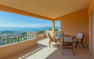 Apartman Tara - Makarska by Villas Guide - Makarska - 0
